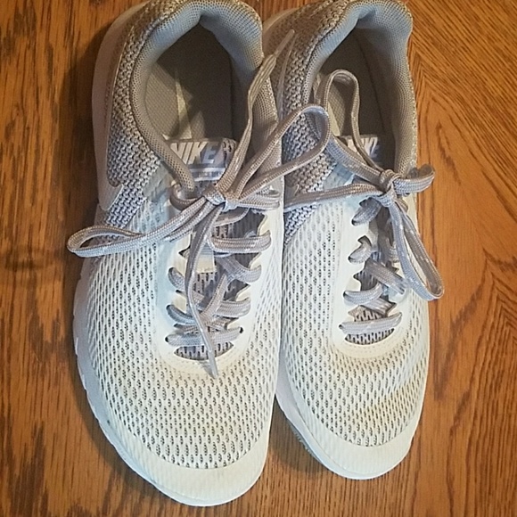 Sneakers - Picture 3 of 3